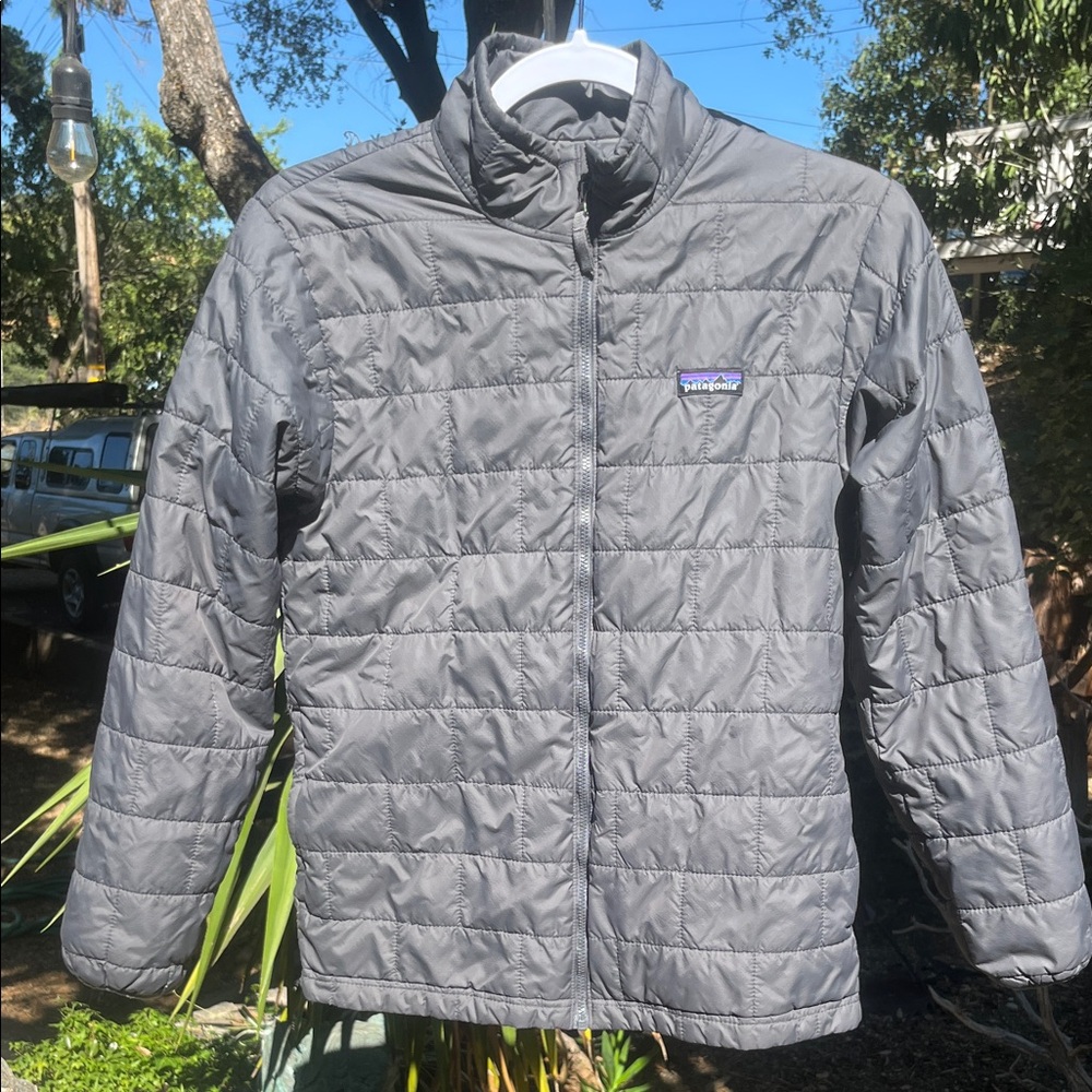 Patagonia Charcoal Quilted Jacket size 14 Youth Unisex